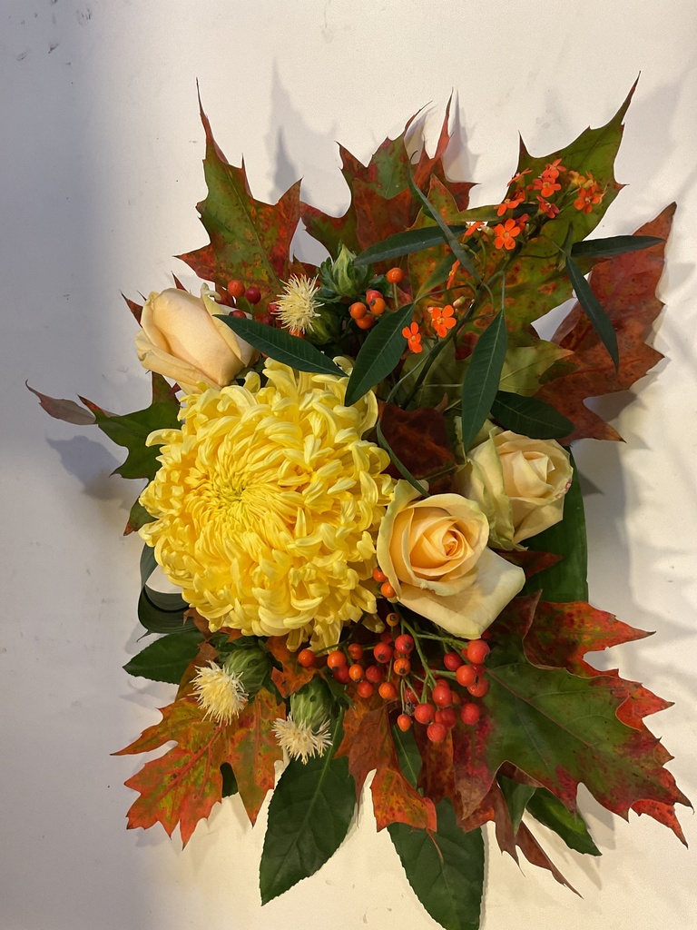 Bloemstuk met cony chrysant